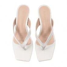 Women's Low Heel Flip-Flop - WHITE - CLOUD DANCER - Kitten Heel Thong - Blanco - Ver 2
