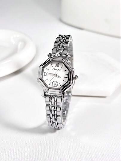 SUNLIFEX 1pc Fashionable & Elegant Retro Hexagon Women's Quartz Watch. Crafted With Gold-Silver Alloy, Compact & Delicate Design, Radiating Casual Chic Style. Suitable For Daily Wear, Office, Party And Various Occasions. An Excellent Gift Choice For Ladies, Also A Stylish Wrist Accessory.