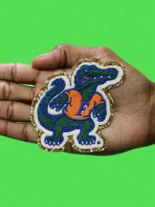 1 st University Of Patch med broderad guldfärgad maskotlogotyp - Multifärgad - Visa 3