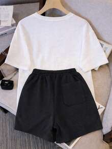 2 piezas Conjunto Casual short y playera estampado corazon flores estilo romantico casual Comodidad y Estilo para Tu Día a Día - Negro - Ver 6