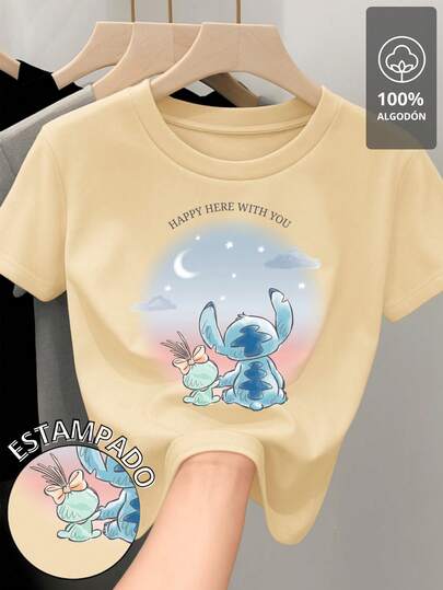  Camiseta para mujer de 100% algodón con cuello redondo y manga corta Estampada original de Disney Película Lilo y Stitch ideal para festividades Regalo ideal Primavera Verano Otoño Invierno Stich con trapos y leyenda "Happy here with you" Amor incondicional