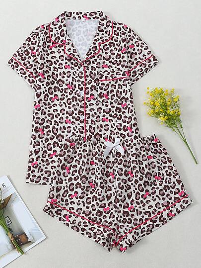 Pyjamaset met luipaardprint, strik, ruches, korte mouwen en short voor dames