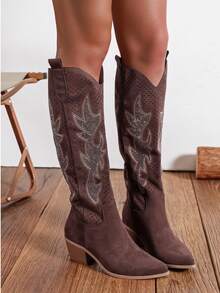 Fashionable Women's Western Boots For Spring And Summer - Brown - View 4