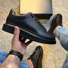 Men's Low-Top Sneakers - Black/White Casual Shoes For All Seasons With Round Toe & PVC Sole, Breathable Lace-Up Upper (No Bulky Material) - Versatile Style For Street, Sportswear And Casual Wear - Minimalist Unisex And Durable Footwear - 黑色 - 查看 1