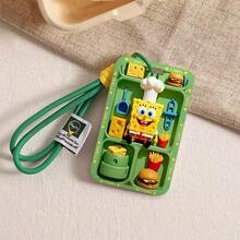 SPONGEBOB 1个海绵宝宝厨师人偶，附带专属迷你美食摊位！芝士块、汉堡、薯条一应俱全，装在一个清新绿色的卡包里，还配有同色编织挂绳。不仅实用，而且可爱又有趣，随时可以带出去玩。 - 查看 13