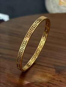 3件套高品质不锈钢花卉锆石齿轮女士手链，多元素首饰套装，包含链条、齿轮和四叶草设计，时尚百搭，适合日常佩戴、派对、节日、生日、婚礼、情人节，也可作为母亲节礼物送给妈妈。不易褪色。 - 金色 - 查看 5