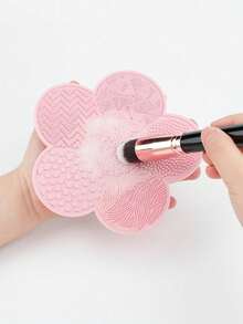 Silicone Makeup Brush Cleaning Mat, Flower Shaped, Makeup Brush Cleaner With Suction Cup, Portable Brush Washing Tool, Valentine's Day Birthday Party Gift - Solid Color - View 2