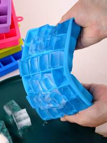 1 Silicone Ice Grid Mold, Simple Black 15 Grid Refrigerator Ice Maker Tray To School - View 5