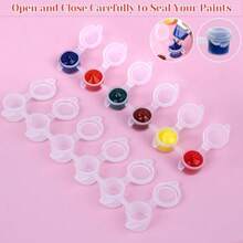 240个带盖空塑料调色盘，40条装（每条6个），每个2毫升颜料容器，适用于课堂美术用品、学校手工、旅行 - 多色 - 查看 3
