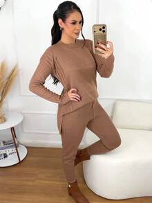 Women's Ribbed Knit Set: Mullet Blouse With Long Sleeves, Sweatshirt Set, Sweater, And Jogger Pants With Drawstring Cuffs - Winter Look - 摩卡 - 查看 3