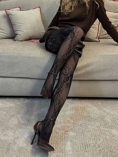 1 Pair Plus Size Women's Floral Fishnet Stockings - Lace Accented, Sexy French Flair, Perfect For Date Nights, Layering, And Romantic Wedding Gifts