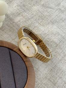 这款金/银方形竹制石英表适合日常佩戴，也是生日和圣诞节的完美礼物。 - 金色 - 查看 5