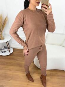 Women's Ribbed Knit Set: Mullet Blouse With Long Sleeves, Sweatshirt Set, Sweater, And Jogger Pants With Drawstring Cuffs - Winter Look - 摩卡 - 查看 5