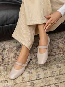 Beige 9798