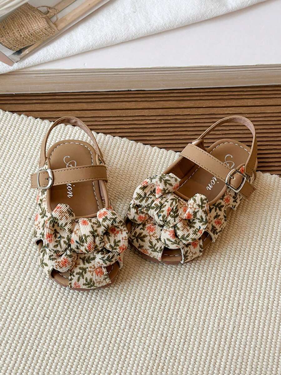 1 Pair Floral Fashion, Massage Sole Slip-On Design, Soft Bottom Non-Slip Flat Baby Shoes Children Sandals, Suitable For All Seasons