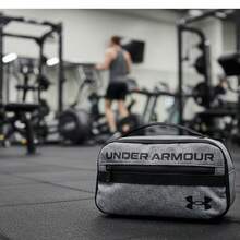 Under Armour Bolsa para Accesorios UA Contain Travel Kit - Plateado - Ver 7