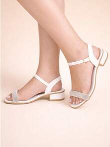 Girls' Sandals With Low, Chunky Heel, Rhinestones, And Sparkling Detail - Perfect For Parties, Weddings, And More - Klicpé - trắng - Xem 2