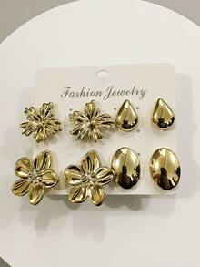 8件套时尚耳环套装，夸张的五瓣花系列耳环，适合日常和节日佩戴，采用ABS树脂材质，UV镀金，不褪色。 - 金色 - 查看 2