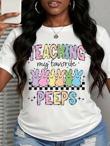 tops verano Camiseta de mujer "Enseñando a mi conejito de Pascua favorito". Prenda informal de primavera para profesoras y celebraciones de Pascua. camisetas mujer - Blanco - Ver 2