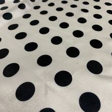 Polka Dot Print Satin Fabric In Various Colors, 1.40m, For Costumes And Parties. - 白球 黑球 - 查看 3