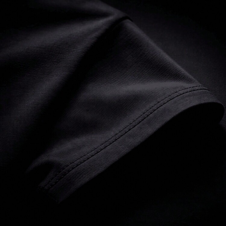 Comfortable Basic T-Shirt For Everyday Wear - Alice In Chains Music - Famous International And National Singer - Urban Culture - Rock, Metal, Rock N Roll - Famous Band - Singer - Shirt - Blouse - Unisex - Men's And Women's - 100% Cotton - Top Premium Streetwear - New Release - Immediate Shipping - Various Colors!! Plus Size - Black - View 5