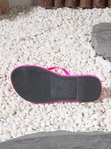 Dép xỏ ngón nữ, kiểu dáng thường ngày, thời trang mùa hè, màu hồng cánh sen, đế bằng, dễ mang đi biển. - Màu Hồng Tươi - Xem 8