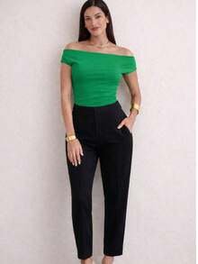 Women's Off-Shoulder Blouse In Premium Supplex Fabric – Elegance - 綠色 - 查看 2