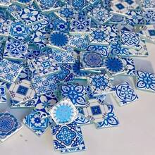100克/200克经典蓝白曼陀罗图案玻璃马赛克材料，2.3*2.3厘米喷砂表面马赛克制作材料，适用于各种DIY手工艺品、杯垫、桌面摆件、墙面镶嵌景观等。 - 青花2.3 - 查看 6