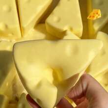 1个柔软Q弹芝士吐司挤压玩具，逼真食物玩具，慢回弹减压玩具，挤压玩具，玩具与游戏，爱好，收藏品，派对用品，创意玩具，适合青少年，青少年减压玩具，新年礼物，节日礼物，生日礼物，情人节礼物，新年派对奖品 - 彩色 - 查看 12