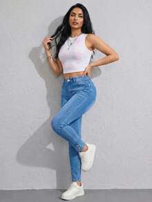 Los Skinny Jeans Perfectos: Cómo Elegir el Ajuste y el Estilo Ideal - Celeste H2VA12 - Ver 4