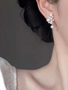 1 Đôi bông tai dáng dài sang trọng đính đá Cubic Zirconia và ngọc trai giả dành cho nữ, thích hợp làm quà tặng đám cưới, lễ đính hôn, kỷ niệm, tiệc tùng hoặc quà tặng ngày Valentine. - 1 # - Xem 6