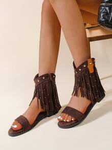 Giày sandal đế bằng kiểu miền Tây màu nâu có tua rua, giày chiến binh cổ điển trang trí tua rua, sandal buộc cổ chân đính đinh tán cho kỳ nghỉ hè. - màu nâu - Xem 2