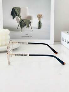 MELINDA FASHION Women's Fashion Sunglasses Clip-On 2-In-1 Frame + Sunglasses Perfect Gift For Friends For Everyday Use - Black - View 5