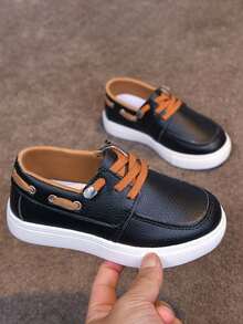 1 Pair Unisex New PU Upper Low-Top Sneakers, Soft Sole Non-Slip Children's Skate Shoes, Fashion Versatile Student Running Shoes, Suitable For All Seasons - Black - View 10