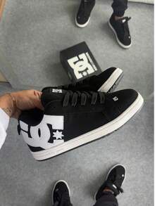 Premium  Court Graffik Sk8 Men's And Women's Street Skate Shoes - Đen và trắng - Xem 5