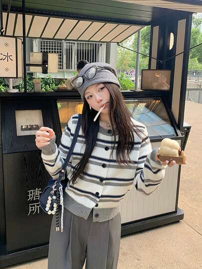 复古撞色条纹宽松短款开衫，修身长袖针织毛衣（女士款）