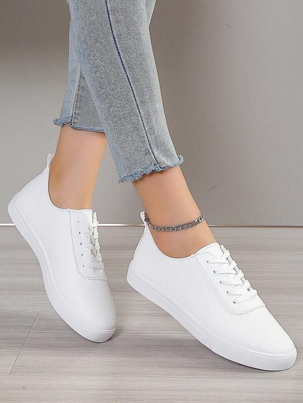 Women's White Shoes With English Floral Pattern Lace-Up Sneakers, Round Toe Low-Top Flat Skateboard Shoes, Fashionable Breathable Non-Slip Small White Shoes For Students