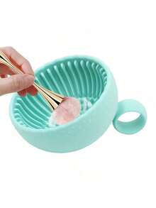 2pcs Portable Silicone Makeup Brush Cleaning Bowl With Cleaning Mat - Foldable Travel Size, Odorless, Suitable For All Makeup Brushes (Face, Eye, Blush), Quick Drying, - Solid Color - View 7