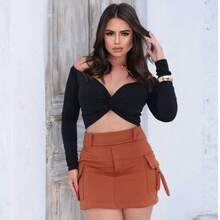Women's Cargo Skirt Shorts In Roma Knit Fabric – Functional Pockets, High Waist, Casual And Modern - 酒紅色 - 查看 2