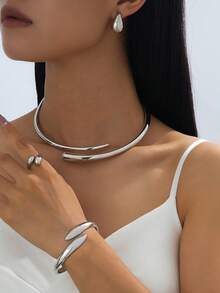 Bộ trang sức cao cấp, thanh lịch gồm vòng tay, dây chuyền và bông tai bằng hợp kim hình học, thích hợp cho các lễ hội, tiệc tùng, hẹn hò, là món quà sang trọng dành cho bạn gái. - Vàng - Xem 28