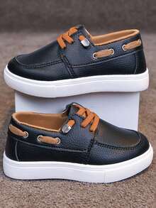 1 Pair Unisex New PU Upper Low-Top Sneakers, Soft Sole Non-Slip Children's Skate Shoes, Fashion Versatile Student Running Shoes, Suitable For All Seasons - Black - View 1