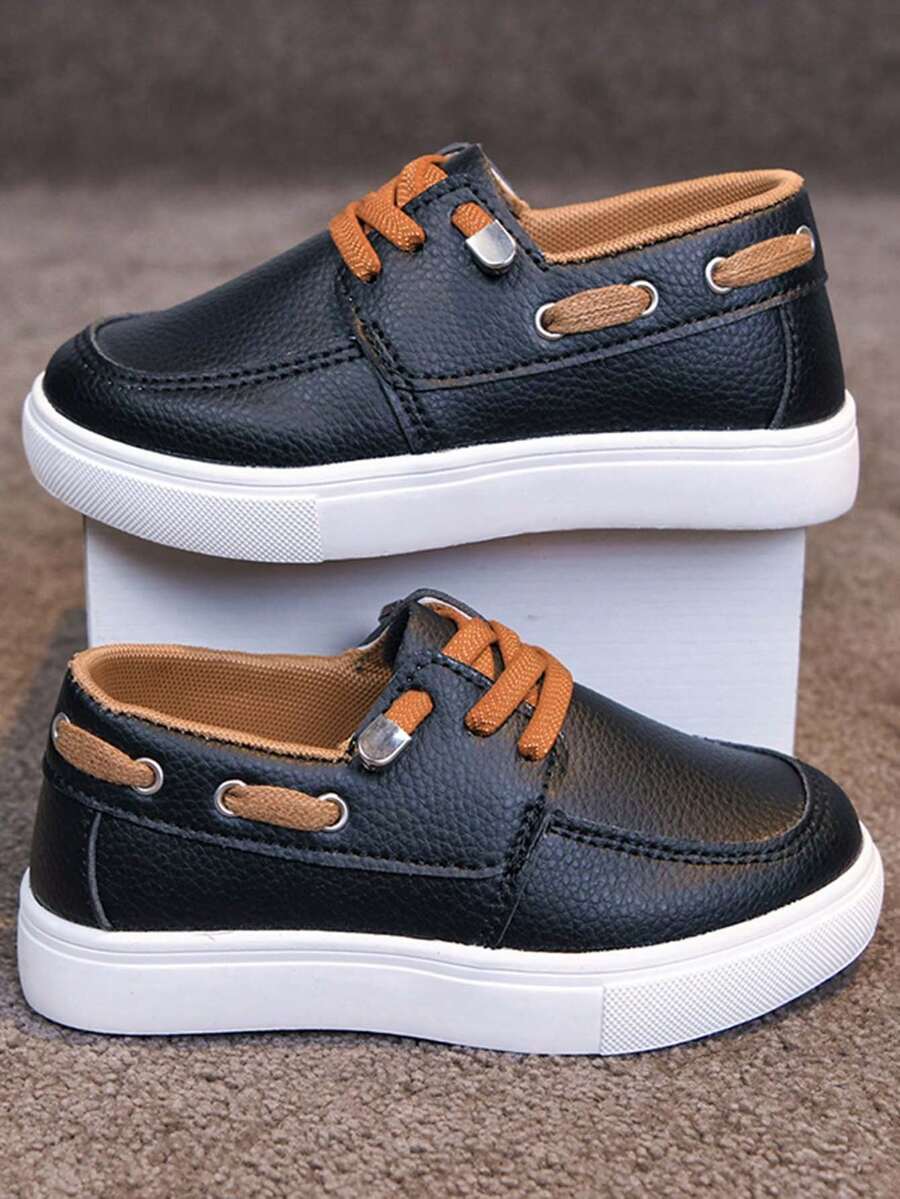 1 Pair Unisex New PU Upper Low-Top Sneakers, Soft Sole Non-Slip Children's Skate Shoes, Fashion Versatile Student Running Shoes, Suitable For All Seasons - Black - View 1