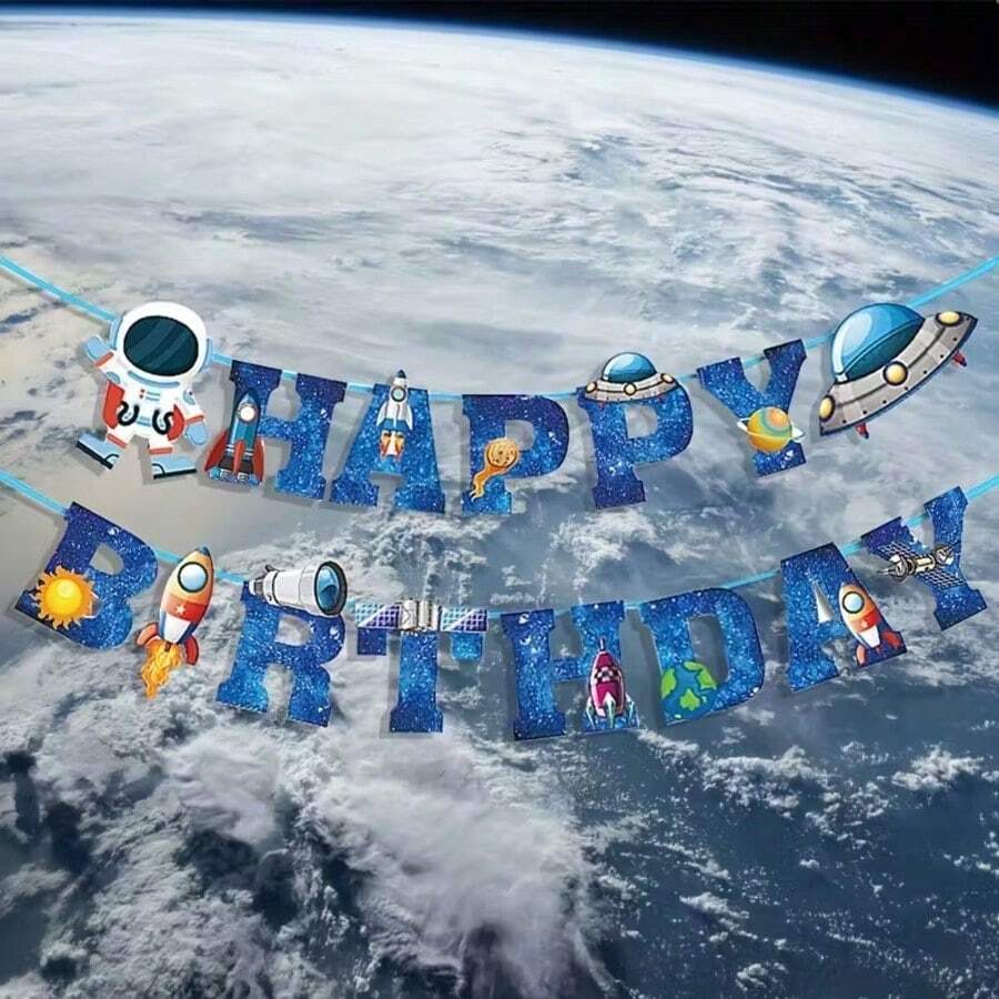 一套宇航员主题生日庆祝横幅，包含宇航员、行星和火箭图案，印有“生日快乐”字样。一套完整的太空主题生日派对装饰品，包括印有“生日快乐”字样的旗帜和印有宇航员/火箭/UFO图案的纸质三角旗。 - 查看 1