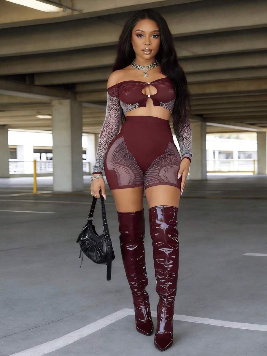 2026 Women's High-End Long-Sleeve Top And High-Waist Hollow-Out Fashion Shorts Set For Outerwear - 深棕色 - 查看 1