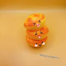 二合一挤压玩具，土豆挞和奶油挞口味，减压挤压玩具，独特的液体挞新奇放松小玩意 - 彩色 - 查看 9