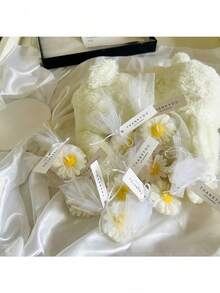 5支雏菊造型香氛蜡烛套装 - 婚礼回礼篮、新娘送礼会装饰、大豆蜡家居香氛、简约花卉桌面装饰 - 菊花 - 查看 5