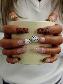 10片装Y2K风管状美甲贴片套装 - 手工制作，粉色美甲贴片，棕色美甲贴片，棕色豹纹法式美甲贴片，手工3D金环和3D水钻环设计，手绘豹纹和波点图案，闪亮水钻和金色小钢珠装饰，精致优雅的美甲贴片 - 适合派对和休闲装扮，是送给女性和女孩的完美节日礼物。 - 彩色 - 查看 4