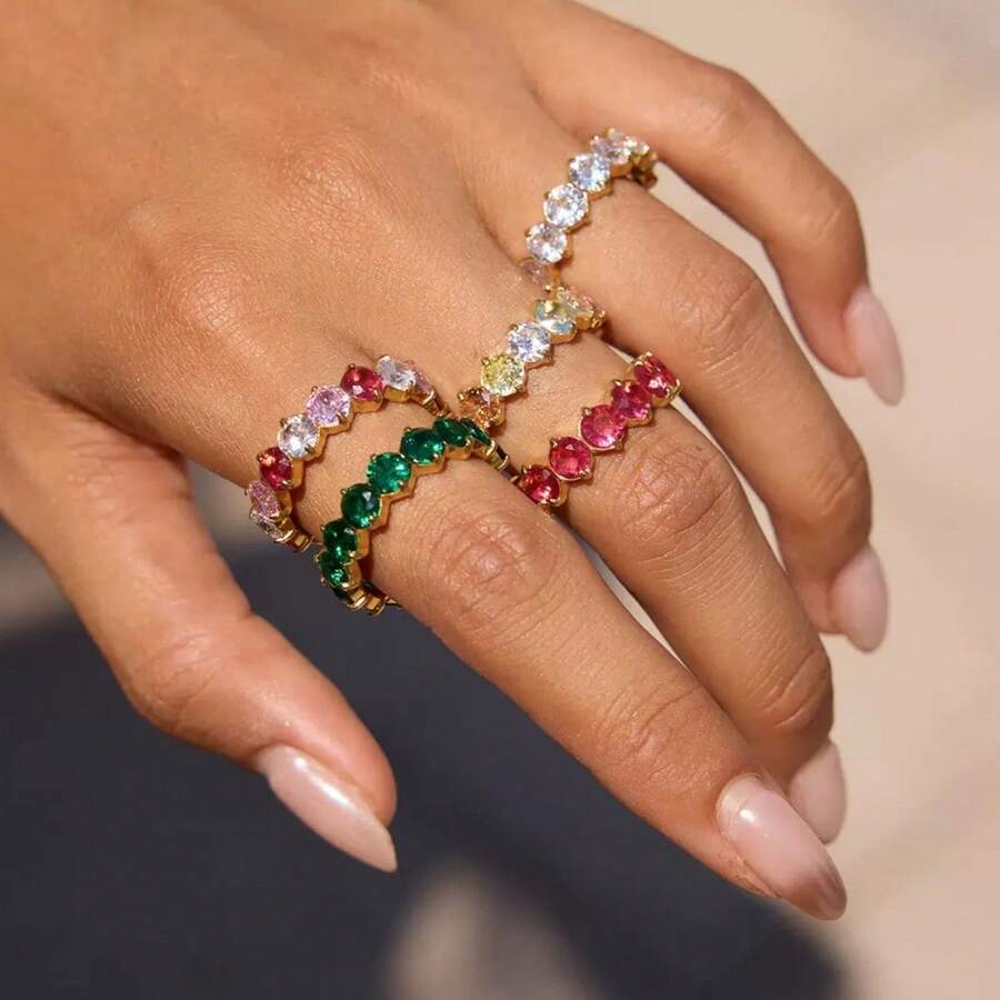 VKHK 1枚18K镀金不锈钢全钻立方氧化锆镶嵌单枚戒指，适合男士、女士、情侣佩戴，日常佩戴及婚礼场合皆宜，亦可作为礼物。 - 鑽戒 - 查看 1