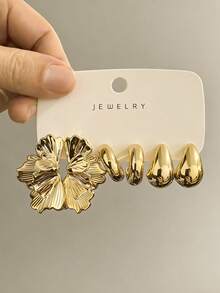 6/18件套金色时尚耳环套装，包含左右耳花朵、五瓣花、水滴形、心形、小C形等多种款式，时尚优雅，适合日常佩戴、聚会、派对等场合。是送给女友、母亲的绝佳礼物。 - 金色 - 查看 8