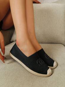 Black Ultra-Lightweight Espadrilles, Breathable Mesh Slip-On Shoes, Comfortable Flat Walking Loafers With Contrast Toe For Women - Black - View 3